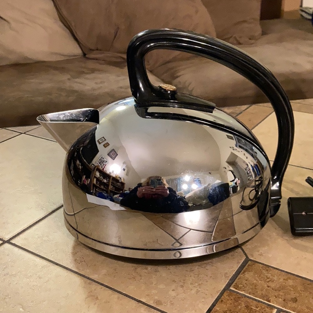 Vintage 50’s GE Electric Teapot
